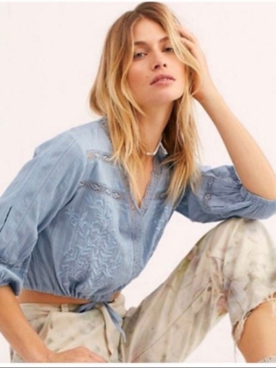 Free People Tops - Free People FOLLOW YOUR HEART TOP